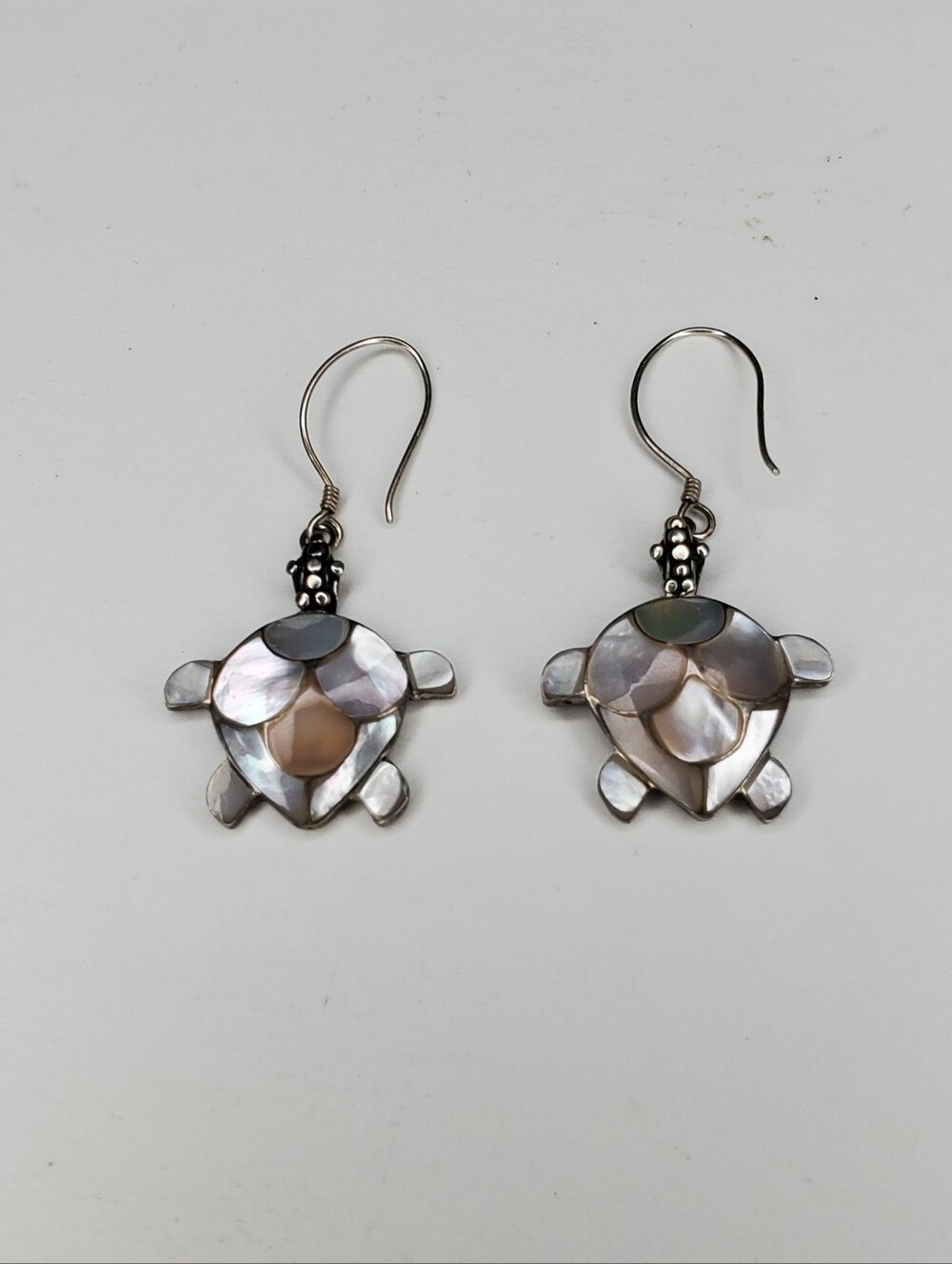 Vtg. Sterling Silver MOP Turtle Drop Earrings